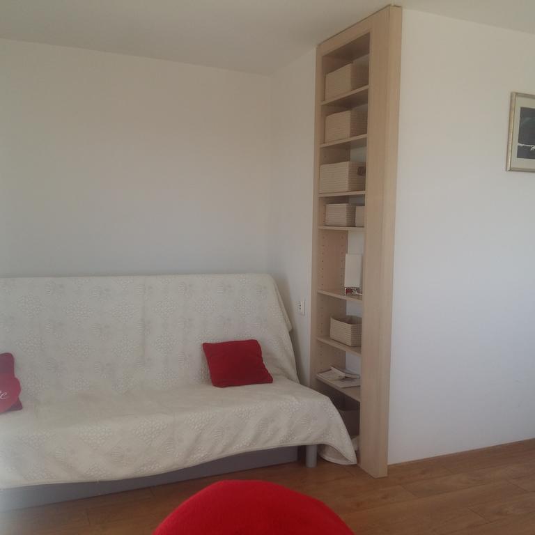 Alma Apartments Варшава Екстериор снимка