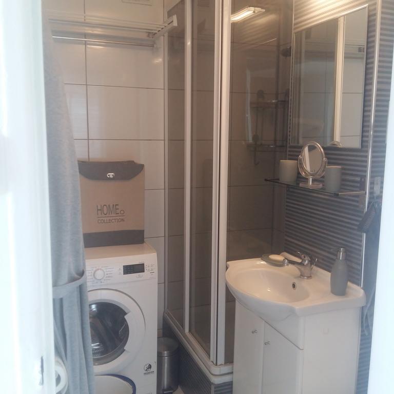 Alma Apartments Варшава Екстериор снимка